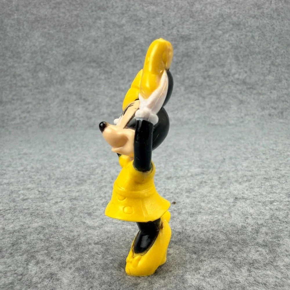 Disney Minnie Mouse Yellow Dress PVC Figure 2.75